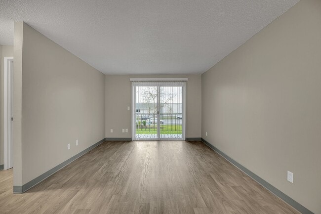 Lynmarie Apartments