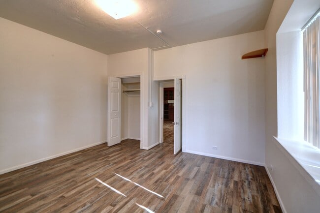 Photo - 311 E 200 N Unit Main floor