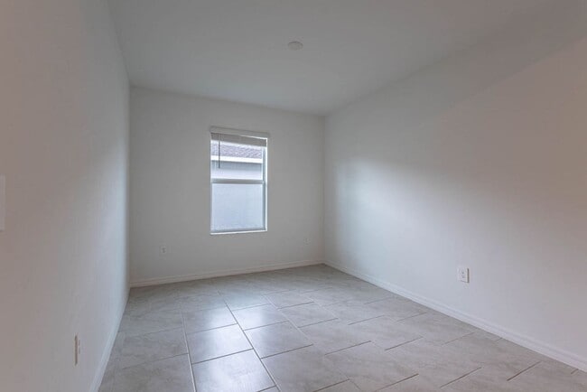 Brand New 6 Bedroom