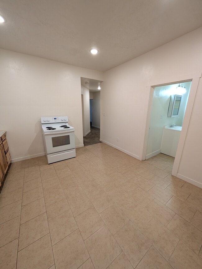 Photo - 238 N 300 W Unit 1