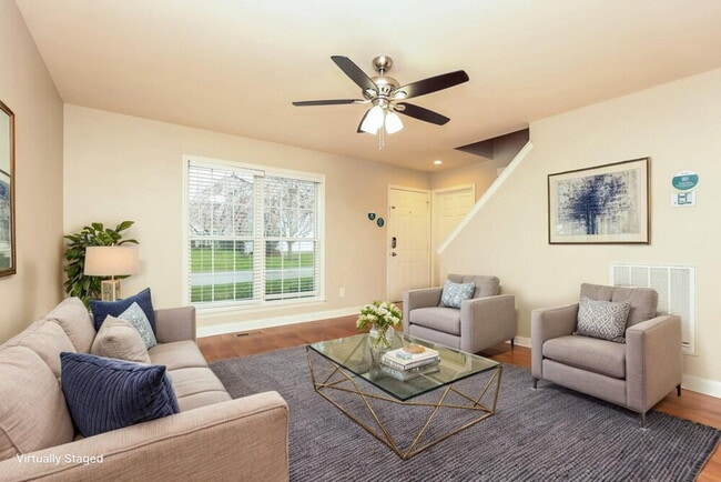 Photo - 2853 Sutherland Dr