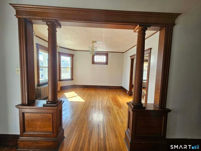 Photo - 103 Campfield Ave