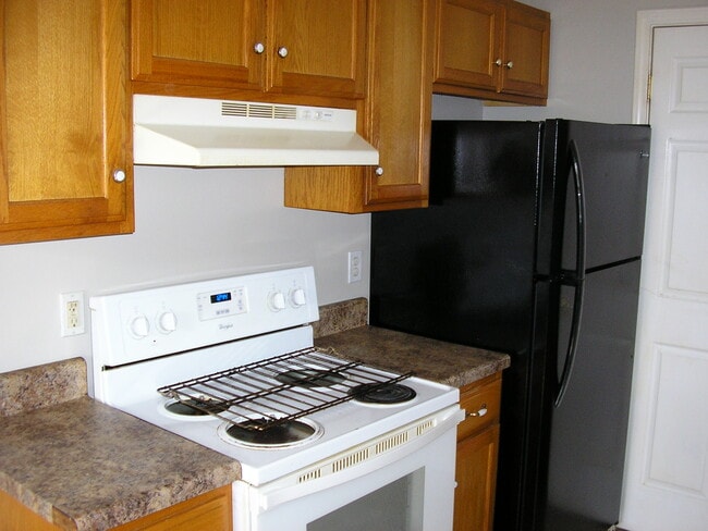 Photo - 402 Clark St Unit B
