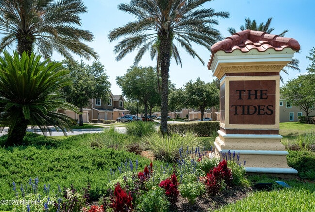 Building Photo - 8733 Little Swift Cir Unit 23D
