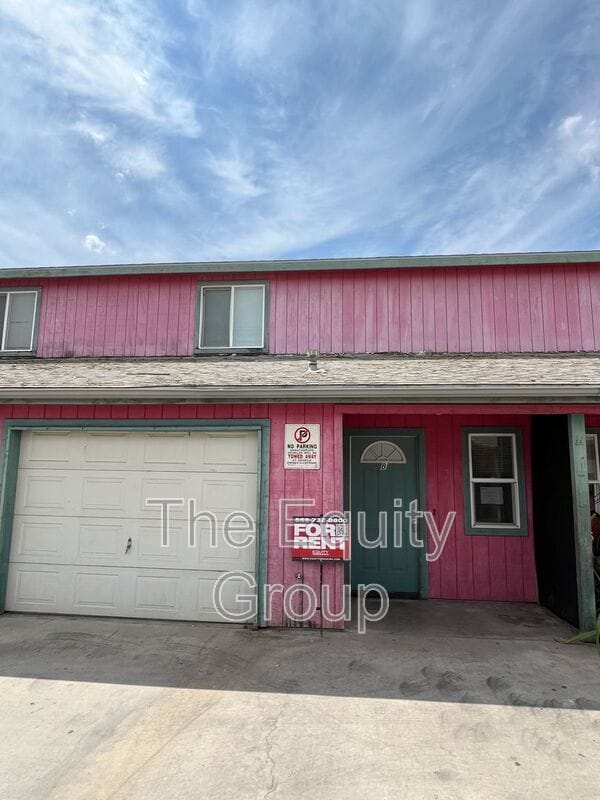 Building Photo - 69 N Fourth St Unit #B