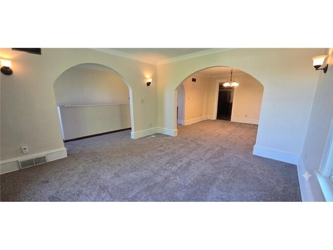 Building Photo - 621 N Morgan Ave