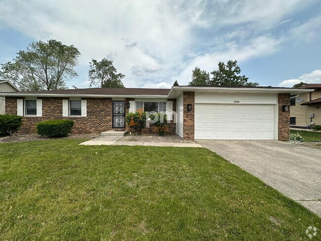 Building Photo - 2836 W 63rd Ln Rental