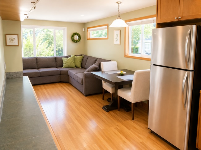 Photo - West Seattle Townhome
