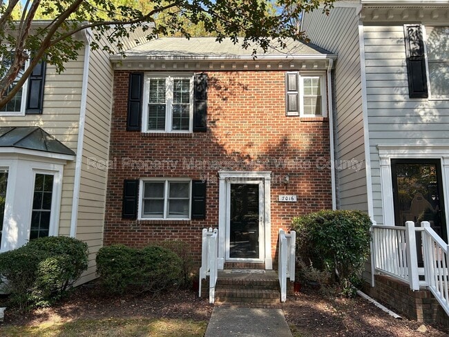 Building Photo - 7016 Epping Forest Dr Rental