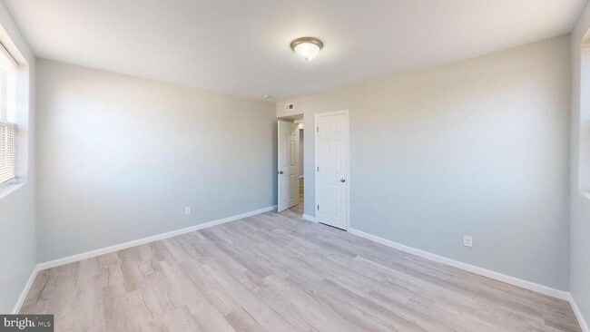 Building Photo - 910 Gateway Blvd Unit C11 Rental