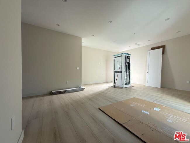 Building Photo - 7342 Forbes Ave