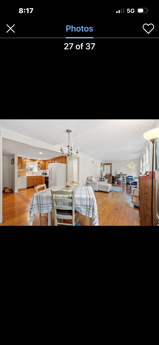 Photo - 202 Paine St