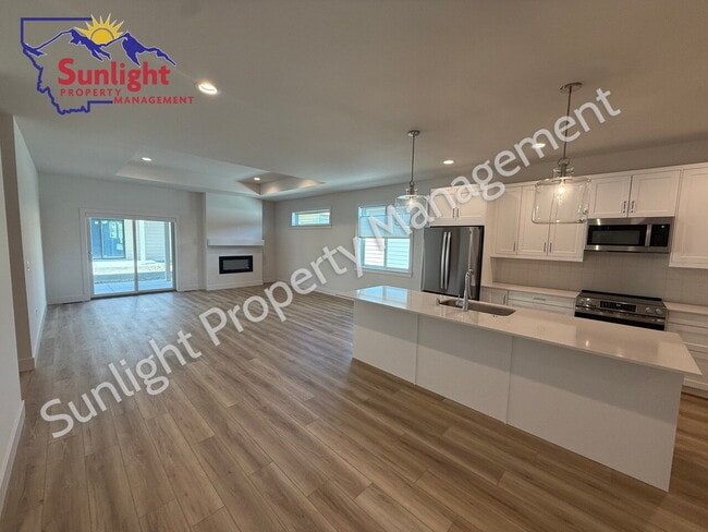 Building Photo - Brand New Townhome For Rent