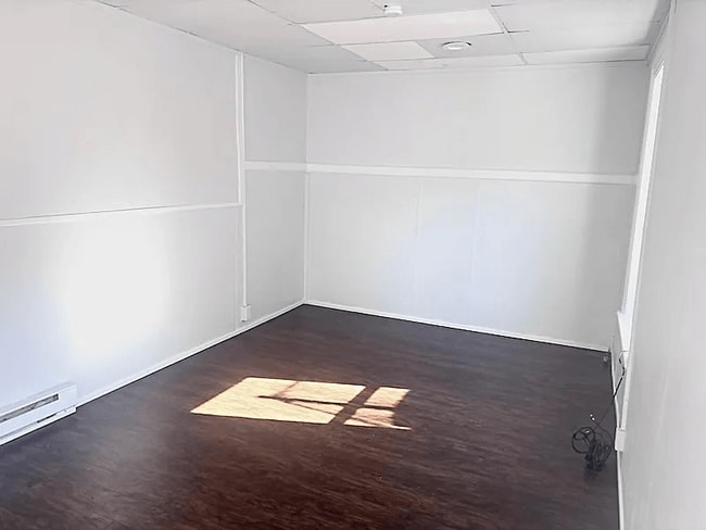 Renovated 1-Bedroom Apartment | Available Now | Housing Vouchers Accepted