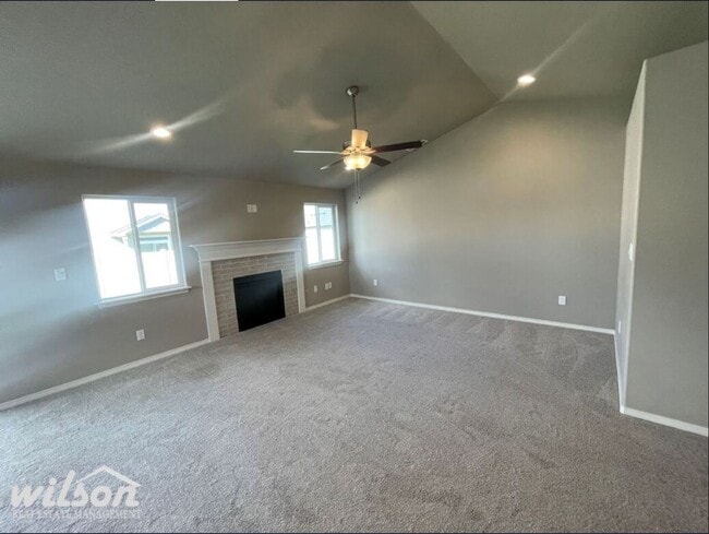 Photo - 6113 Judd Ave