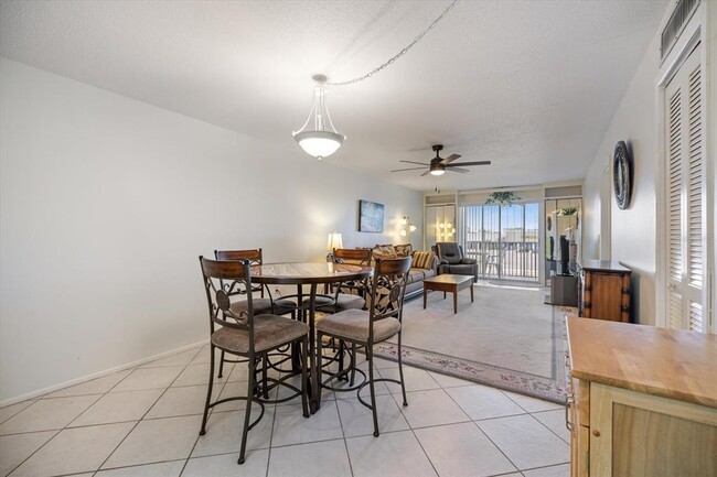 Photo - 649 S Tamiami Trl Unit 301