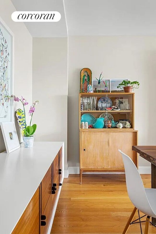 Photo - 10 Slocum Pl