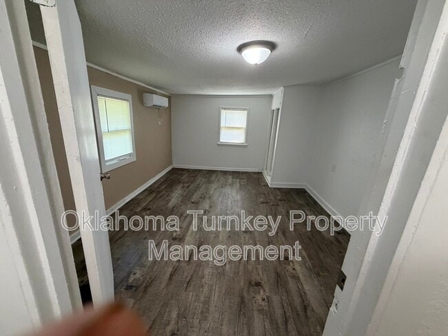 Photo - 1213 N Alabama Ave