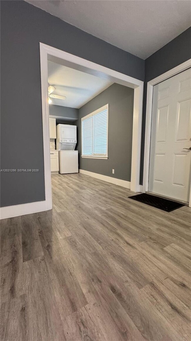 Photo - 820 SE 12th St