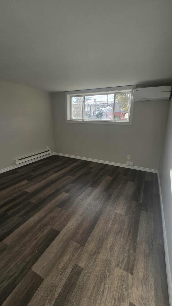 Photo - 157 McSweeney Ave Unit 2