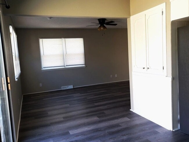 Photo - Beautiful Three Bedroom, One and a Half Bath
