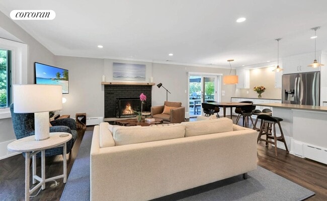 Building Photo - 94 Ridge Rd W