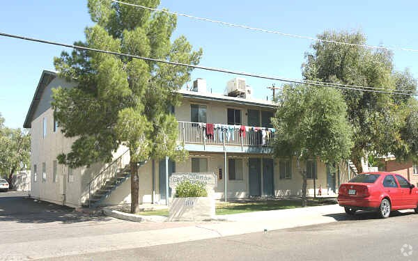 Tara Manor Apartments - Tara Manor Apartments