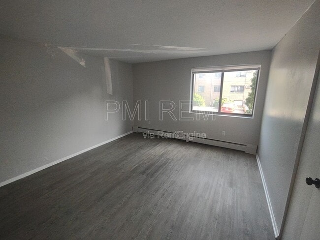 Photo - 14403 Triskett Rd Unit 104N