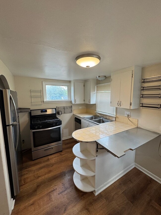 Photo - Cute 3 Bedroom 2 Bath in Lakewood!