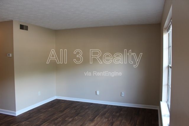 Photo - 195 Meadowbrook Ct Unidad B