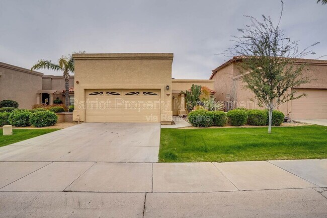 Photo - 9520 N 105th St