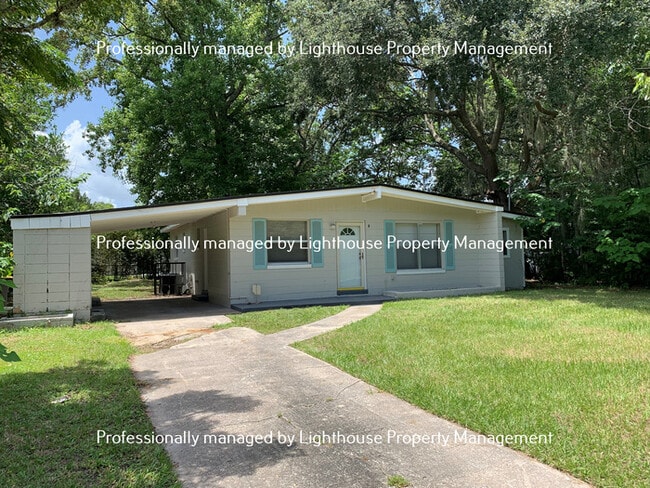 Photo - Just Renovated! 3/1.5 in Sherwood Forest!