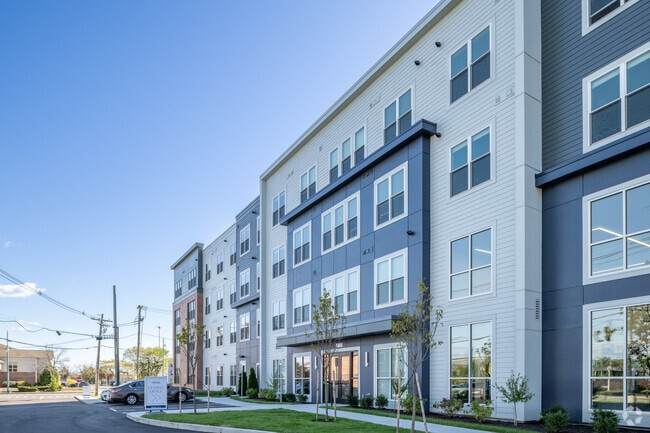 Photo - Alta Altitude