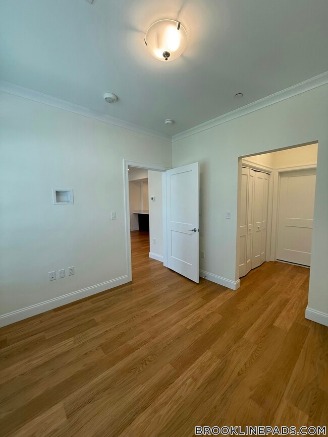 Photo - 120 Gerry Rd Unit 304