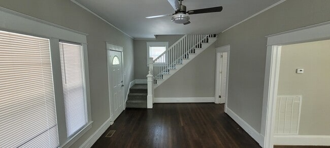 Photo - 809 E Lexington Ave