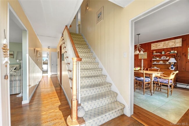 Photo - 170 Beach Ln