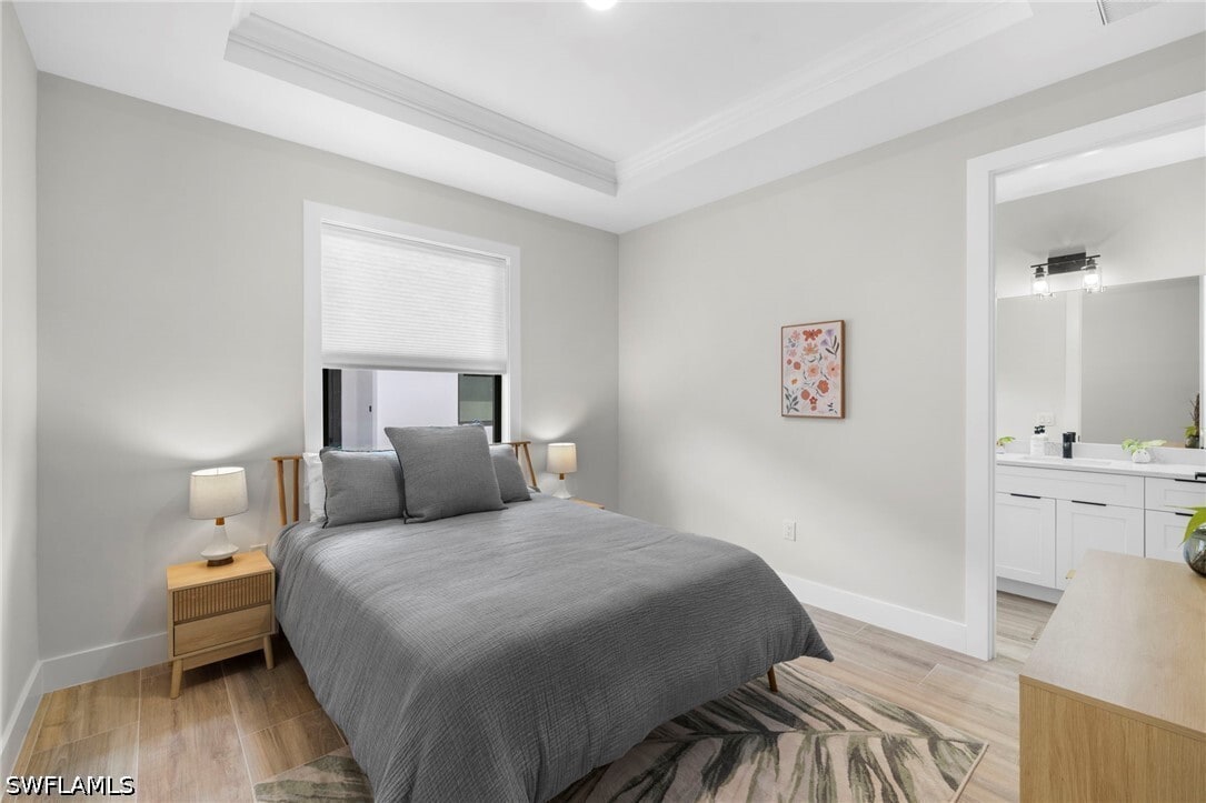 Photo - 3032 Woodside Ave