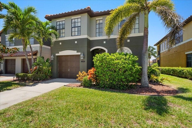 Building Photo - 700 Ventura Dr
