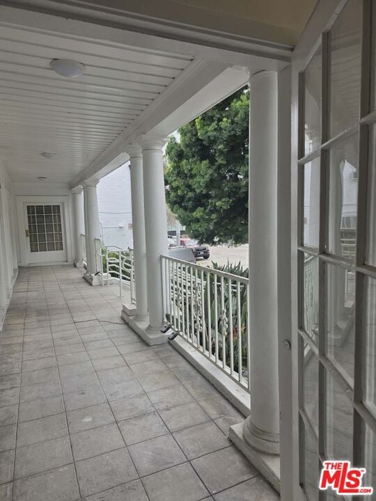 Photo - 1708 N Gramercy Pl Unit 101