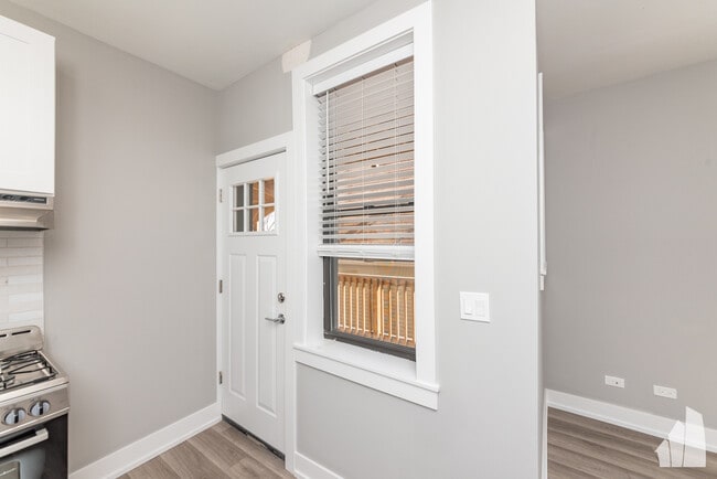 Photo - 3931 N Janssen Ave Unit 3941-W1