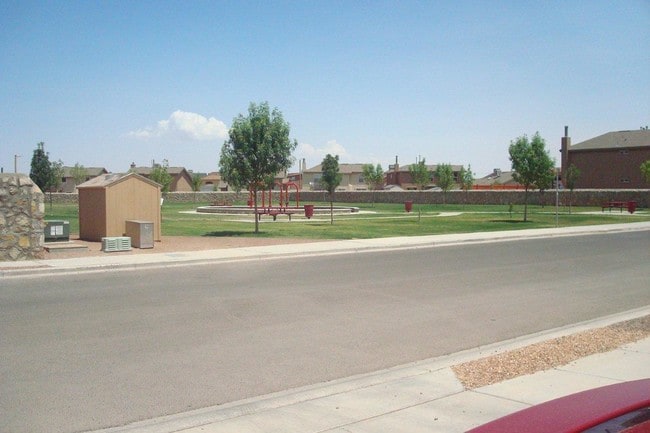 11728 Mesquite Bush Dr