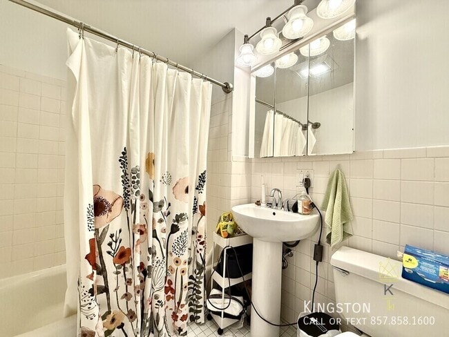 Photo - 676 Washington St Unidad 4R