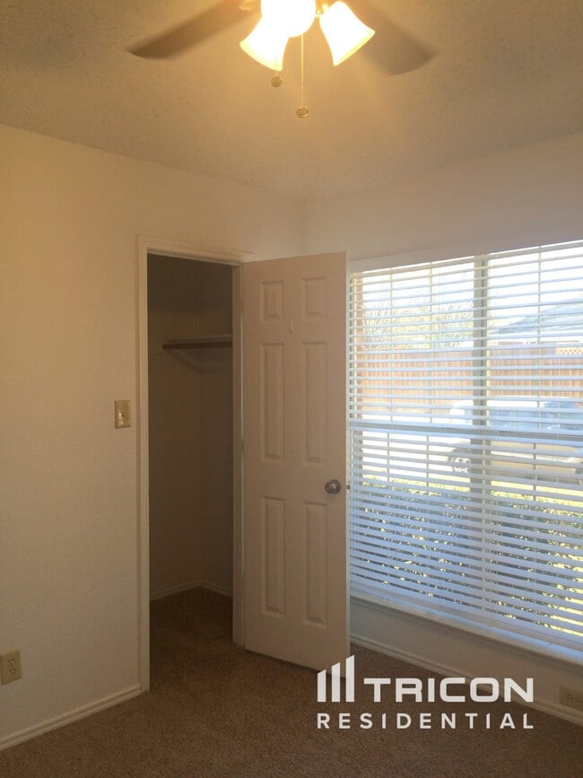 Photo - 1638 Tuley St