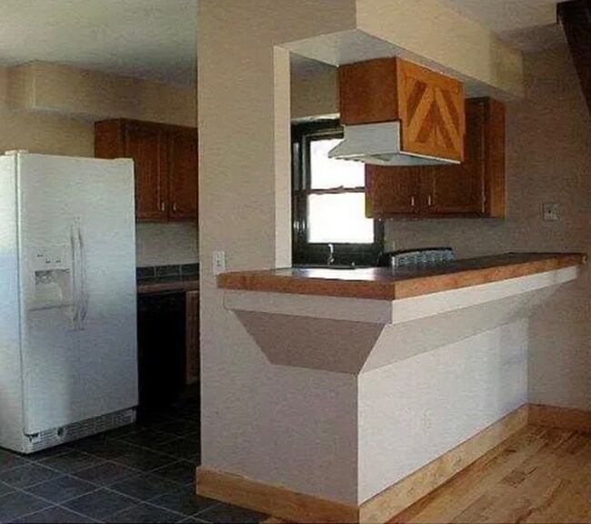 Photo - 45 Blackstock Dr