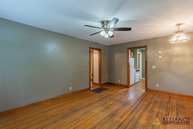 Photo - 729 Thurston St Unidad 729