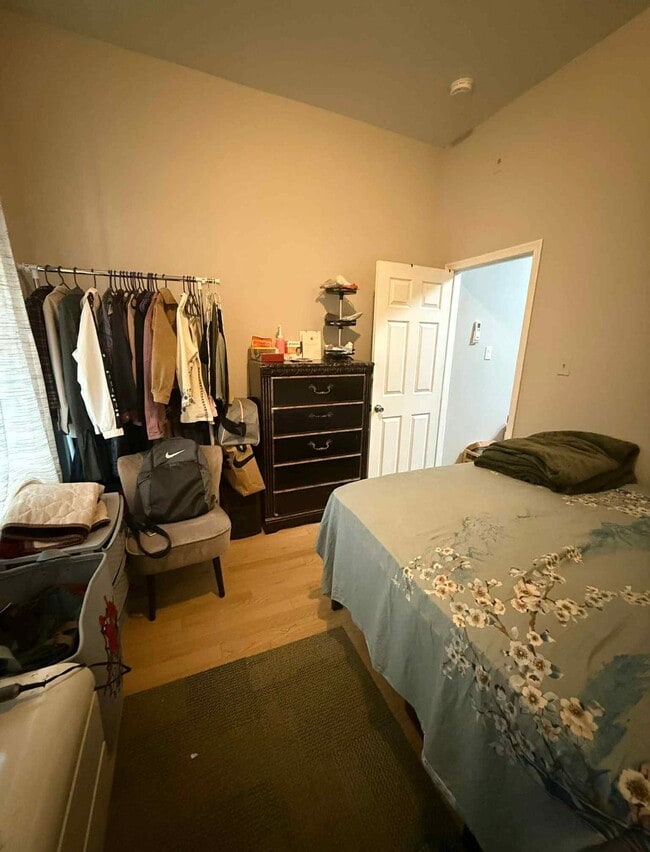 Photo - 1605 W Diamond St Unidad 1f