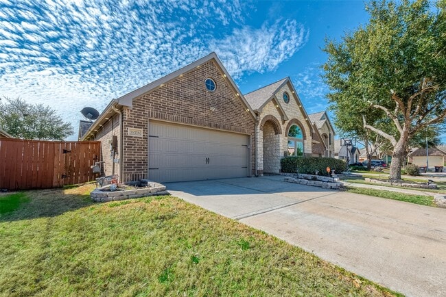 Photo - 10214 Carolyndale Dr