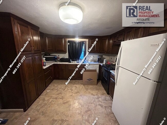 Photo - 3 Bedroom Single Family Home Downtown Nashua