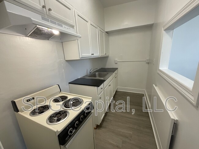 Photo - 834 E Philadelphia St Unit 3