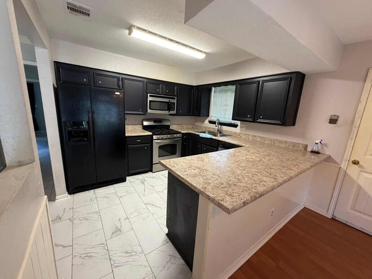 Photo - 7106 Haverton Dr